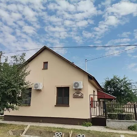 Pazsit-To Vendeghaz Apartment Bekesszentandras Exterior photo